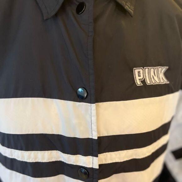 Victoria's Secret Pink Sherpa Lined Snap Button Coaches Jacket Black Logo Small - Picture 7 of 13
